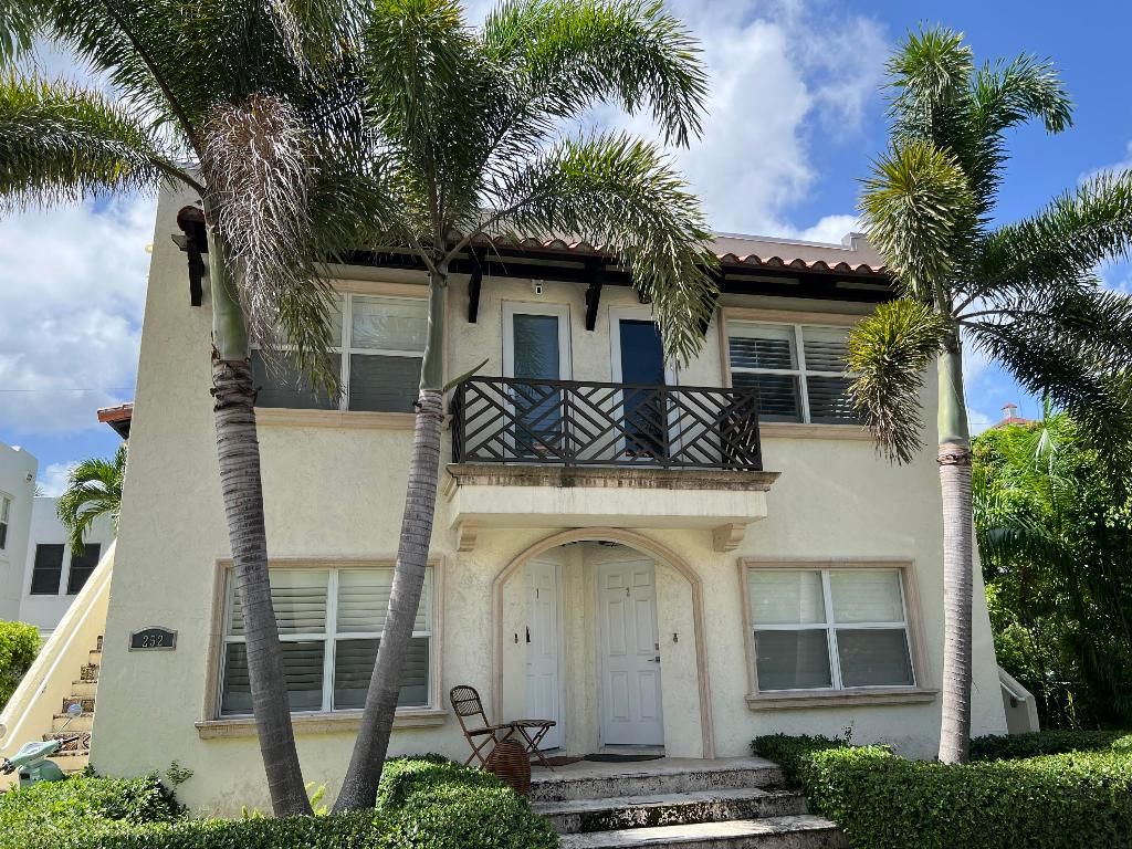 Photo of 252 Oleander Avenue #4, Palm Beach, FL 33480 (MLS # R11094614)