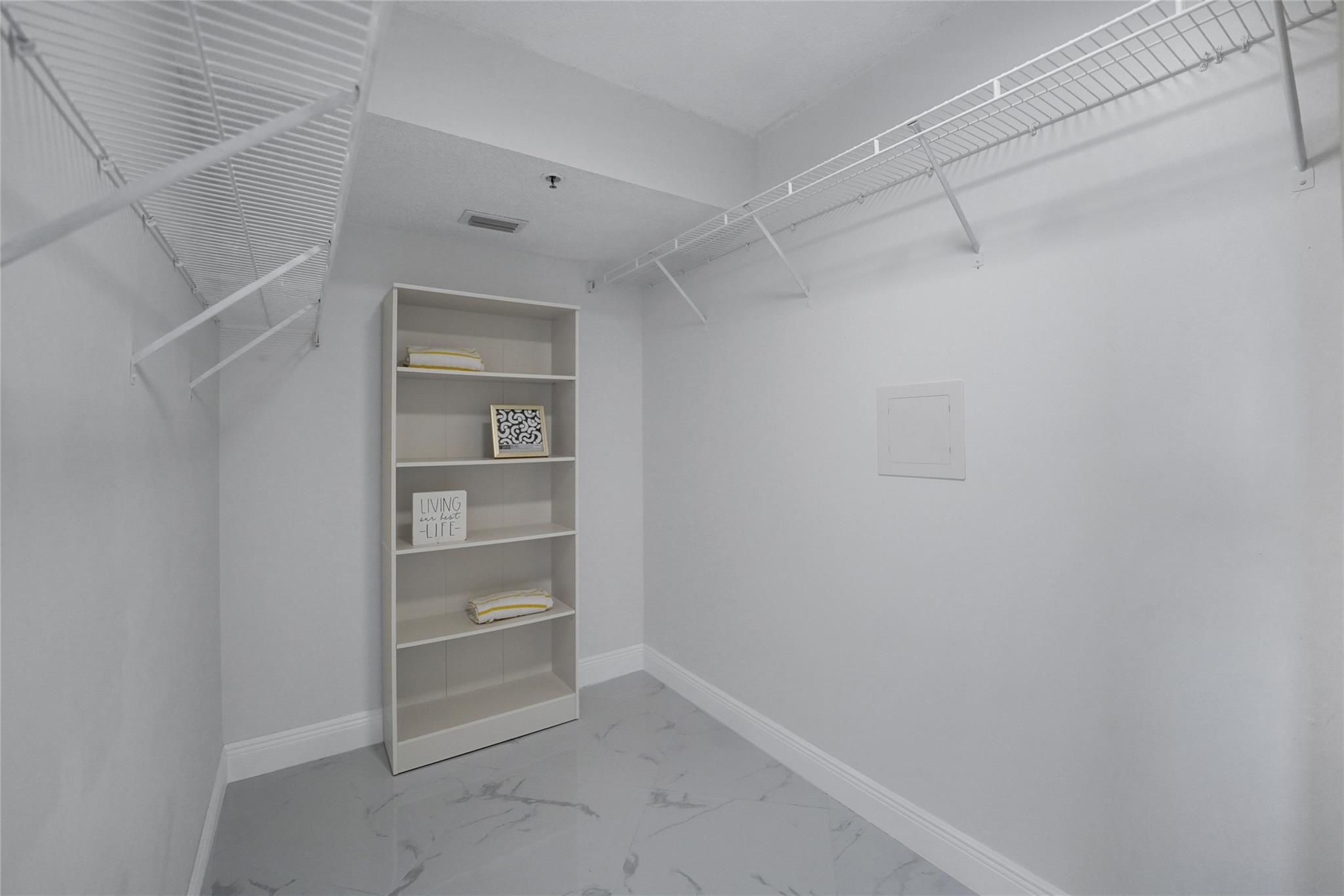 CYPRESS BEND CONDOMINIUM - Residential