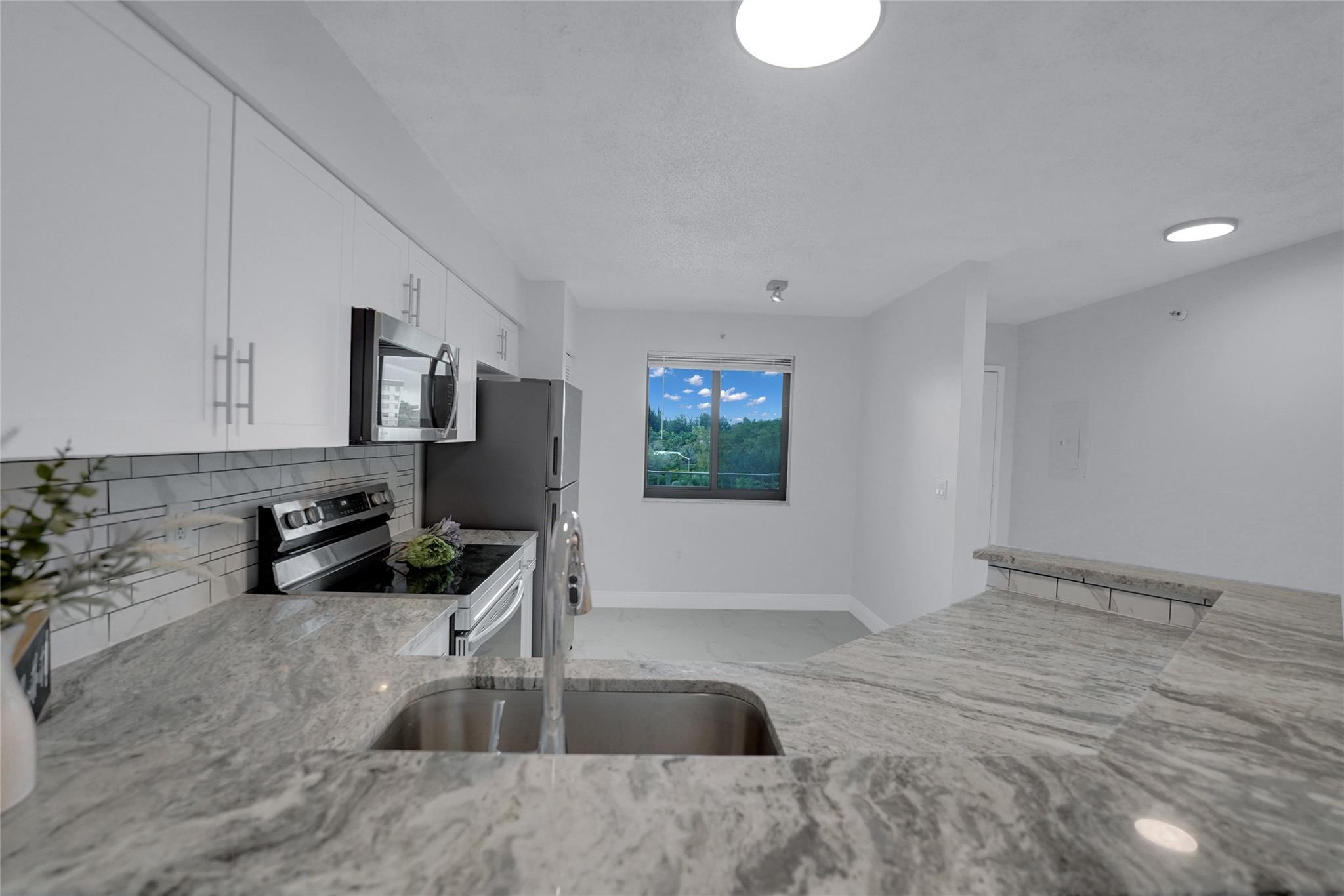CYPRESS BEND CONDOMINIUM - Residential