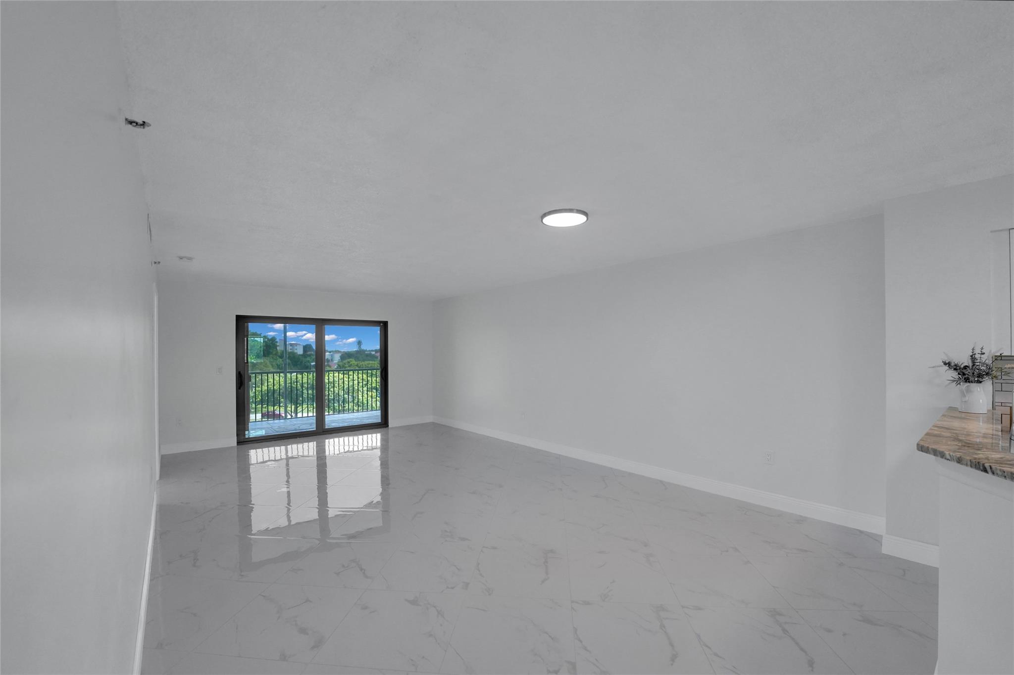 CYPRESS BEND CONDOMINIUM - Residential