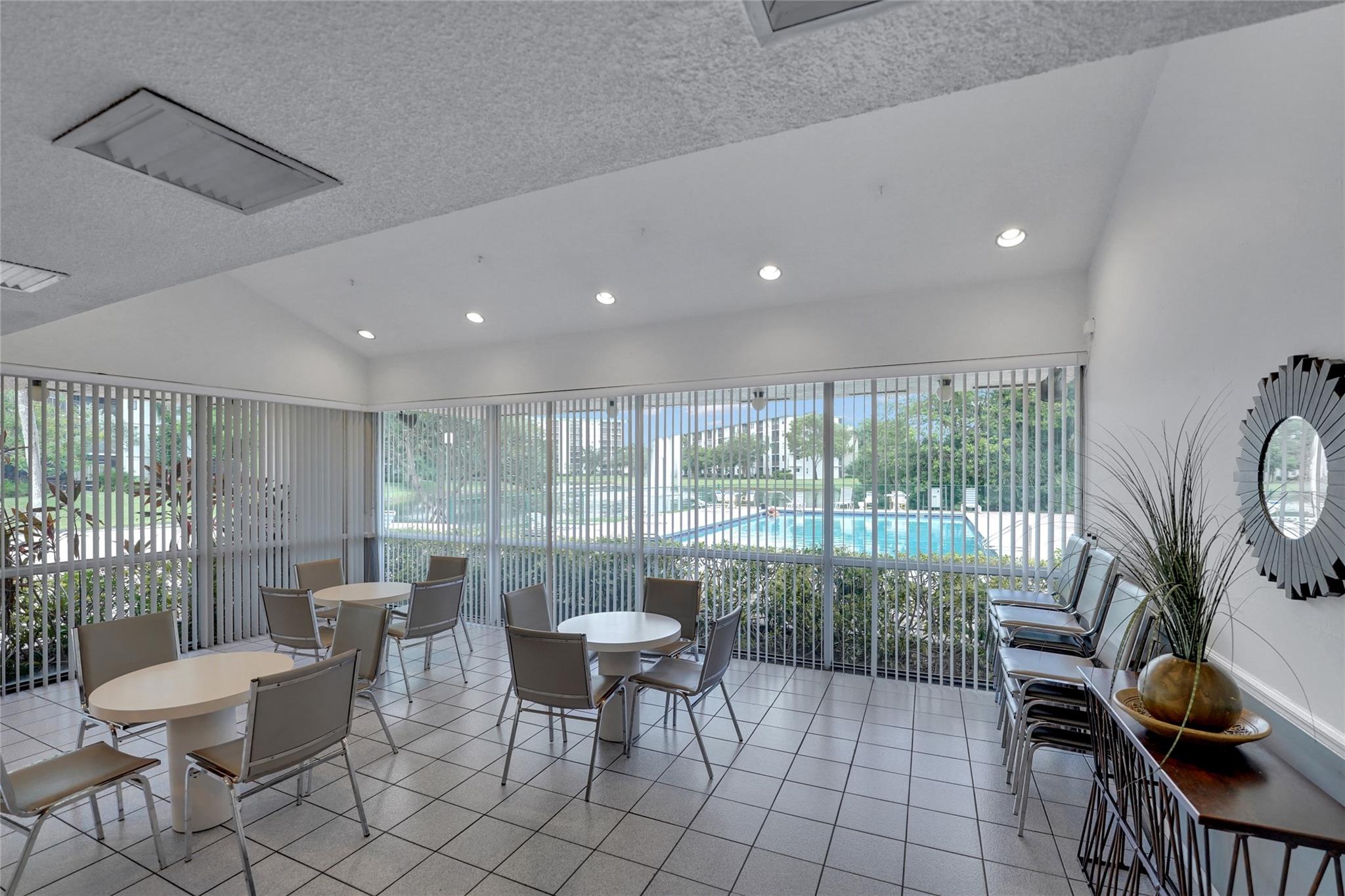 CYPRESS BEND CONDOMINIUM - Residential