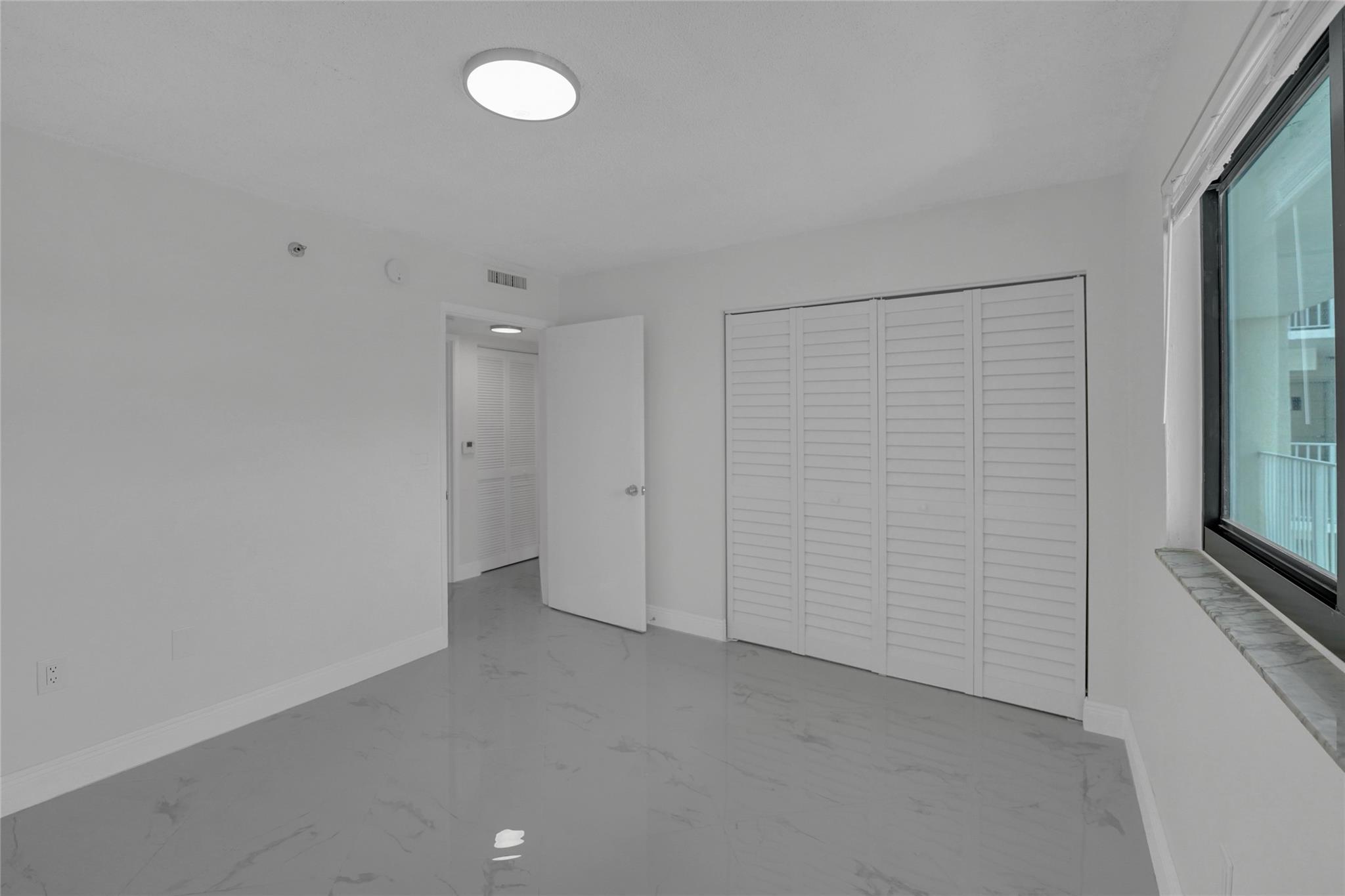 CYPRESS BEND CONDOMINIUM - Residential