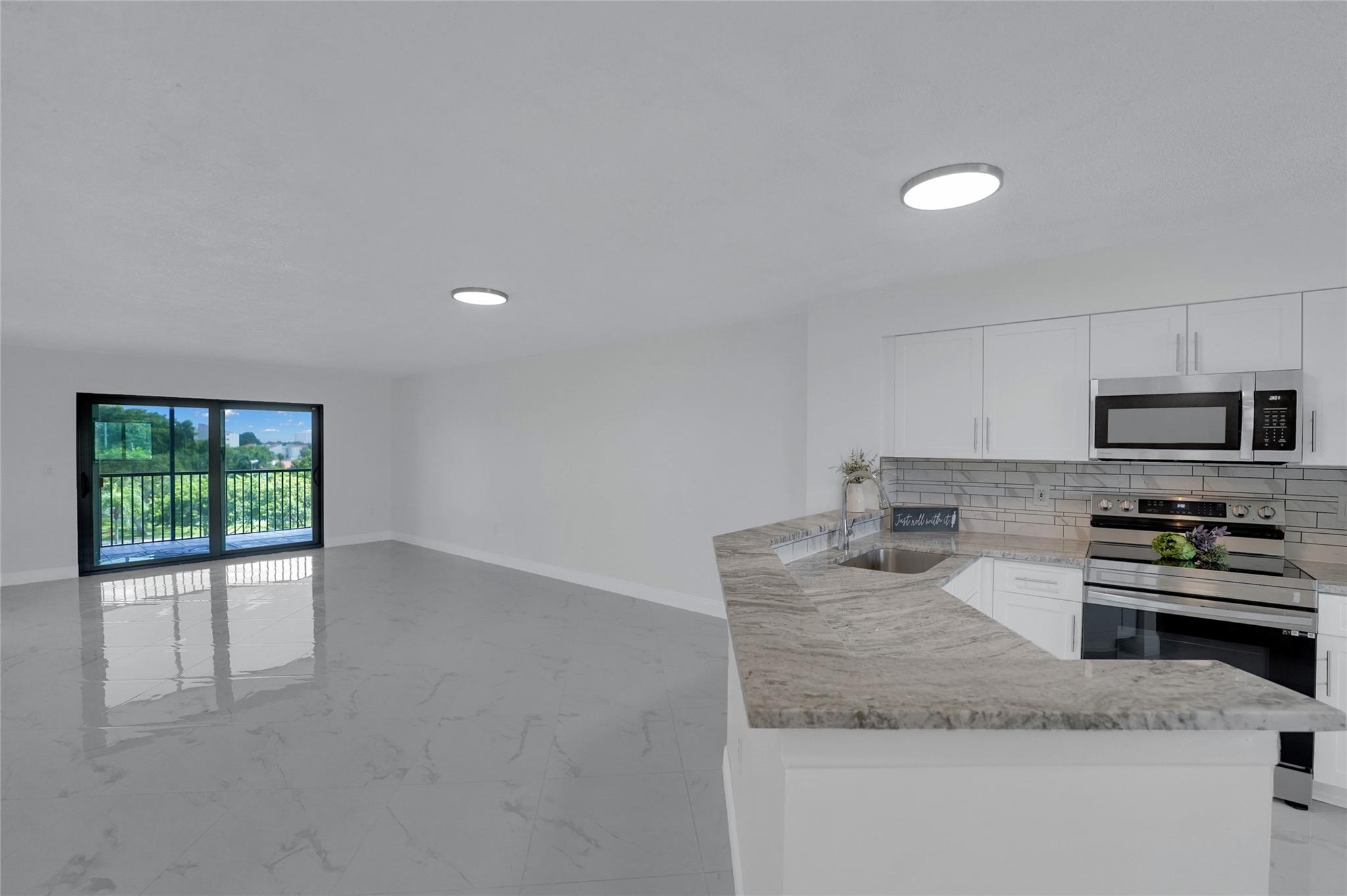 CYPRESS BEND CONDOMINIUM - Residential