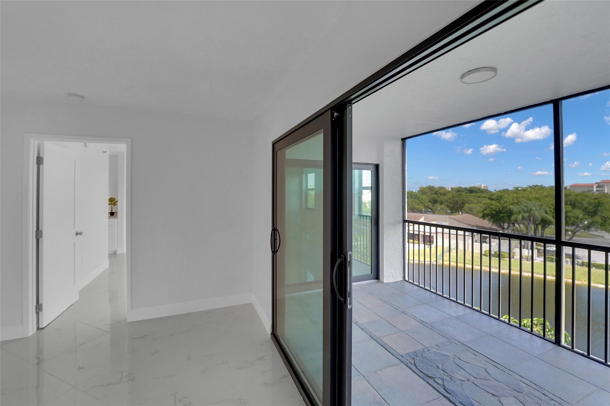 CYPRESS BEND CONDOMINIUM - Residential
