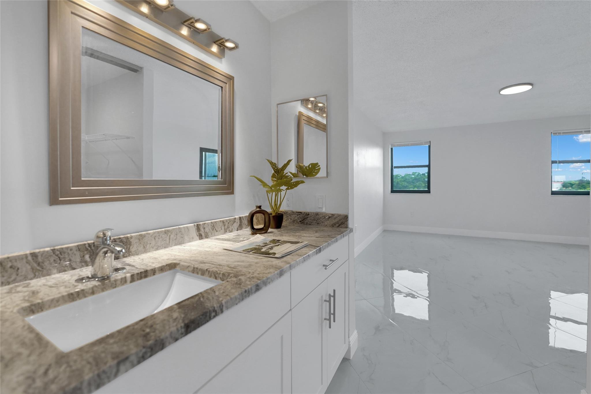 CYPRESS BEND CONDOMINIUM - Residential