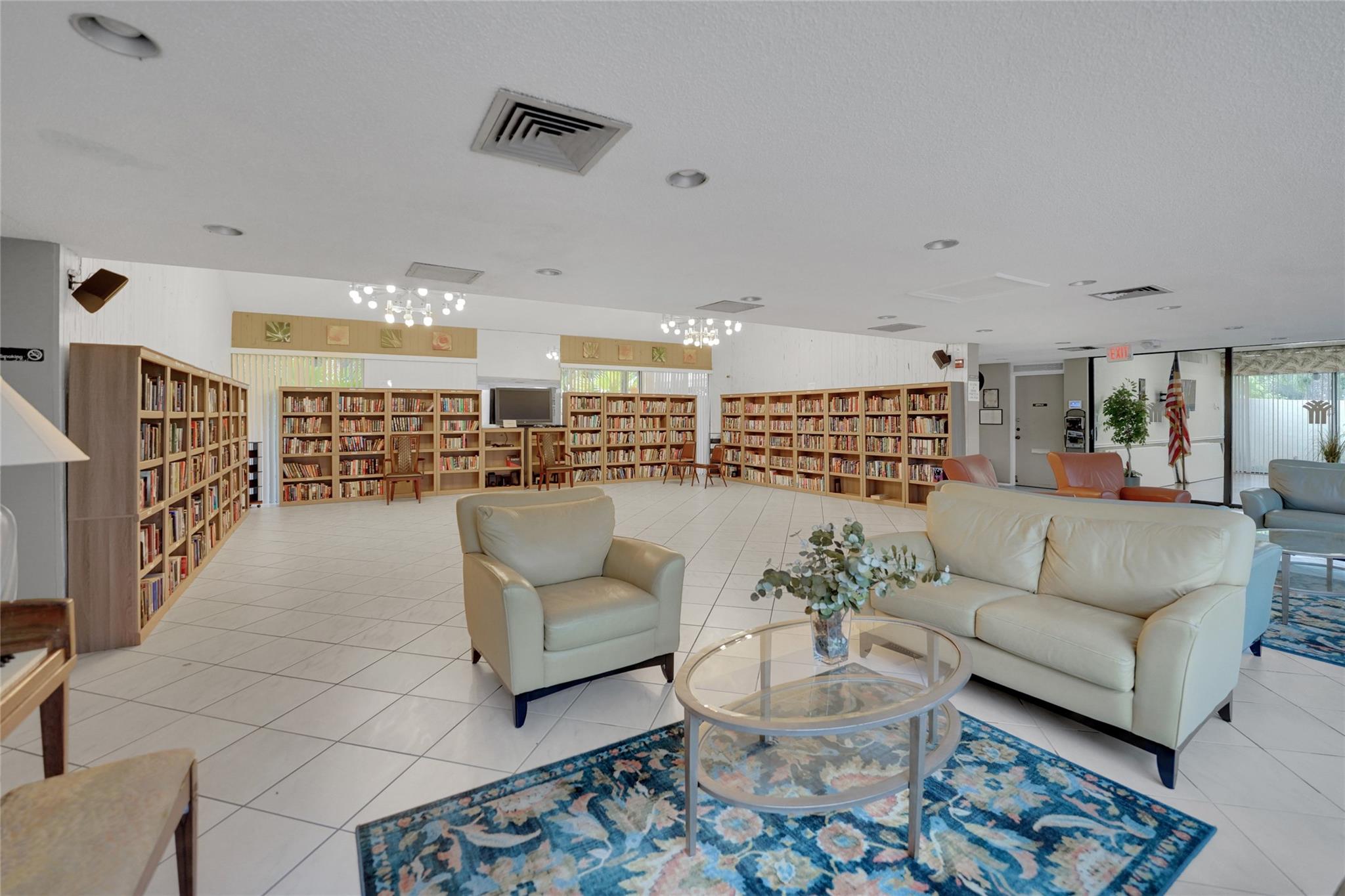 CYPRESS BEND CONDOMINIUM - Residential