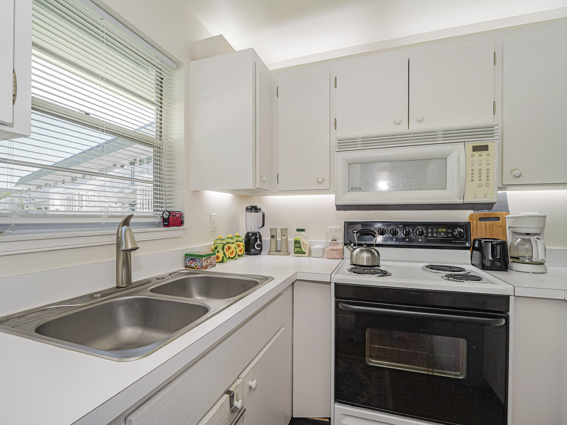 VISTA HARBOR CONDO BLDGS M-T - Residential