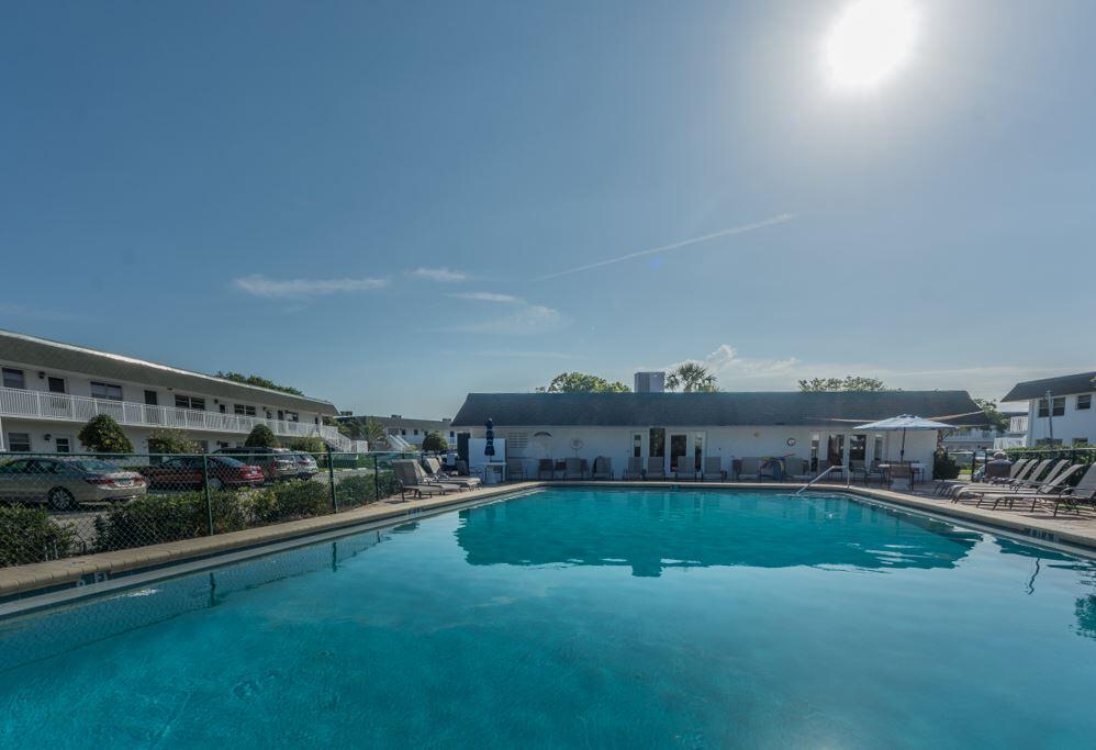 VISTA HARBOR CONDO BLDGS M-T - Residential