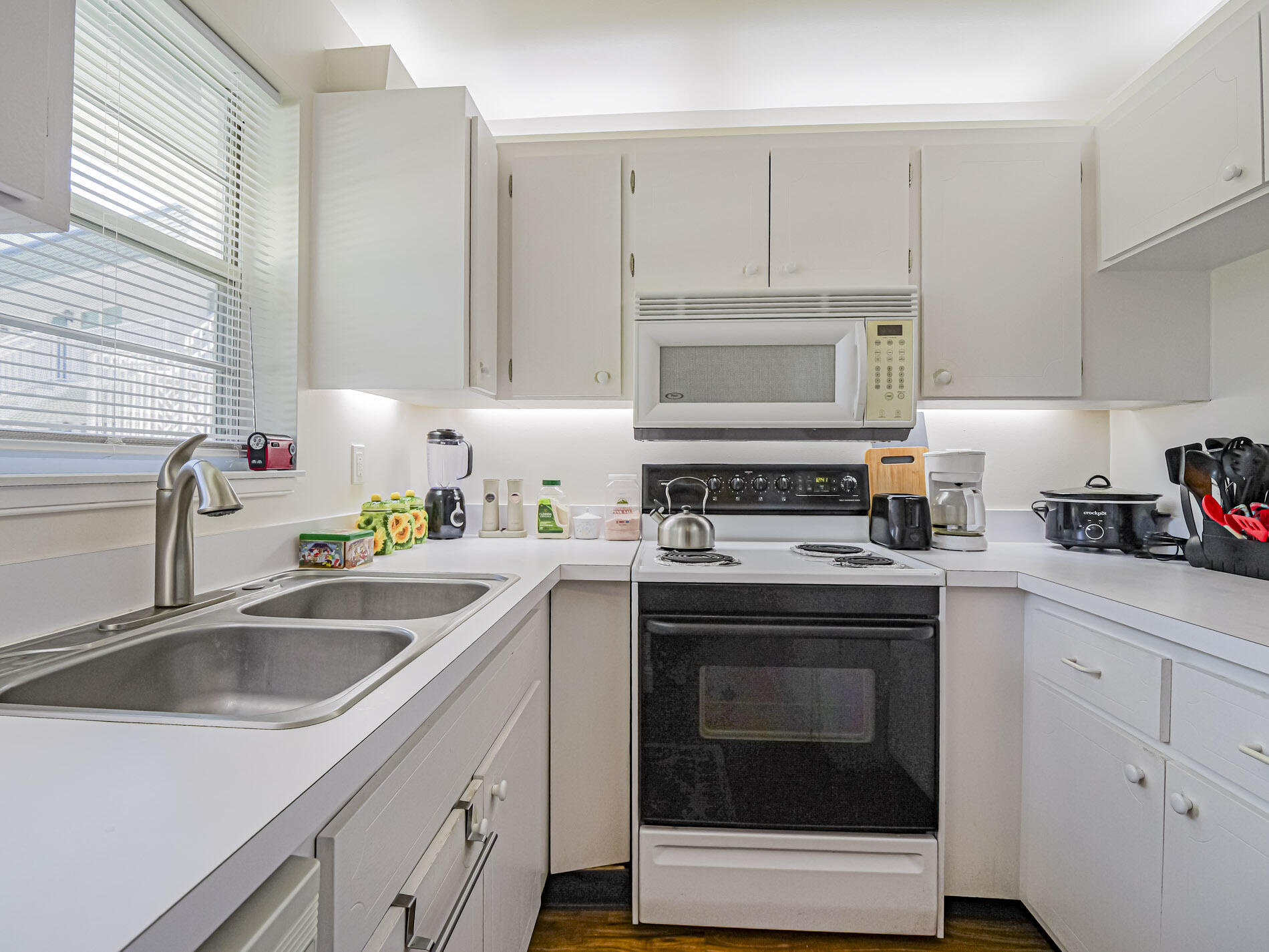 VISTA HARBOR CONDO BLDGS M-T - Residential