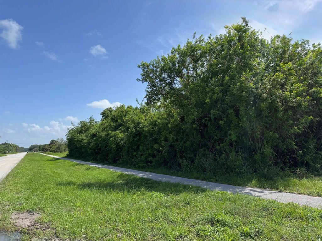 Photo of Xxxx 37th Place N, Loxahatchee, FL 33470 (MLS # R11099007)