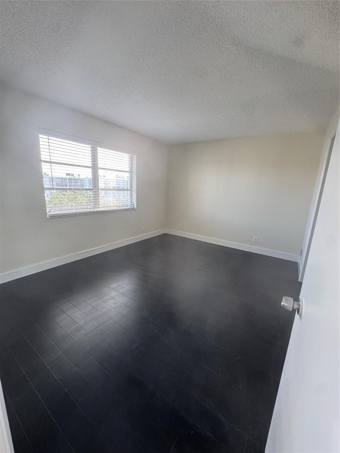 Lakeshore At University P - Residential Lease