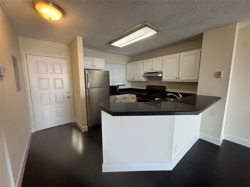 Lakeshore At University P - Residential Lease