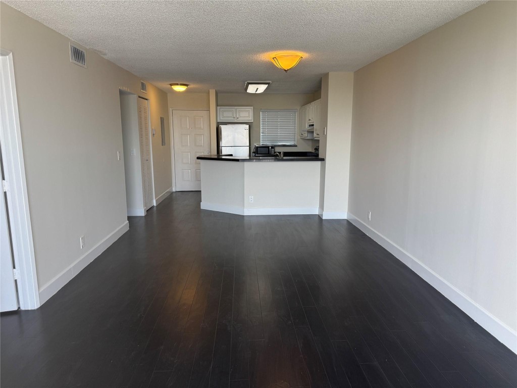 Lakeshore At University P - Residential Lease