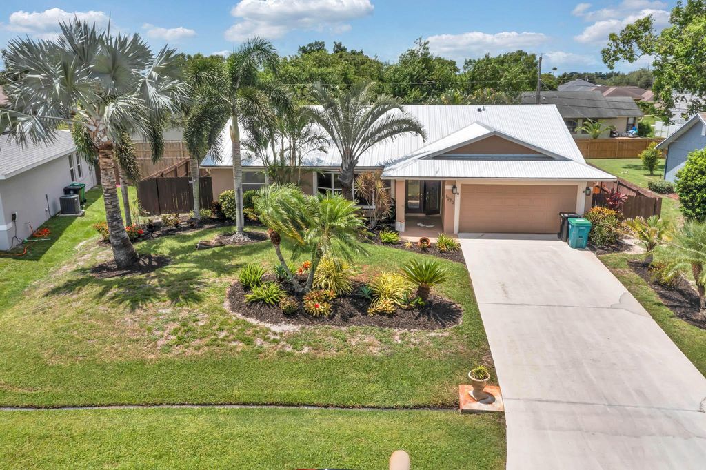 Photo of 1070 SW Jennifer Terrace, Port Saint Lucie, FL 34953 (MLS # R11102720)