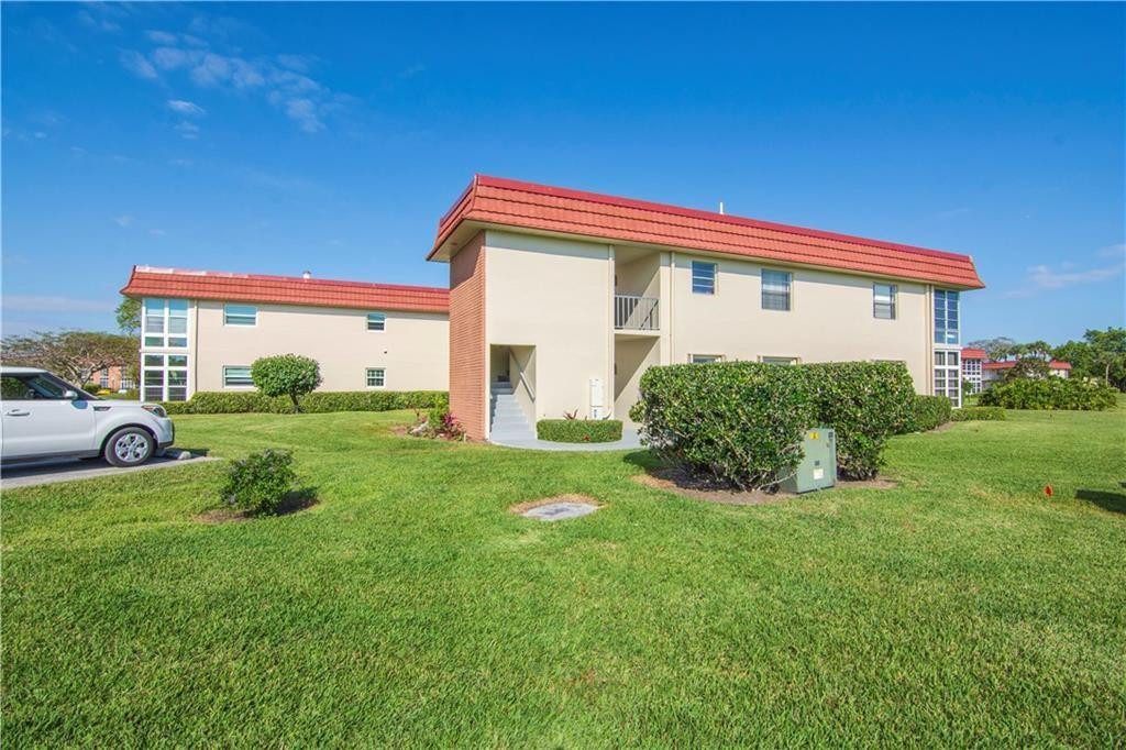 Vista Royale - Residential