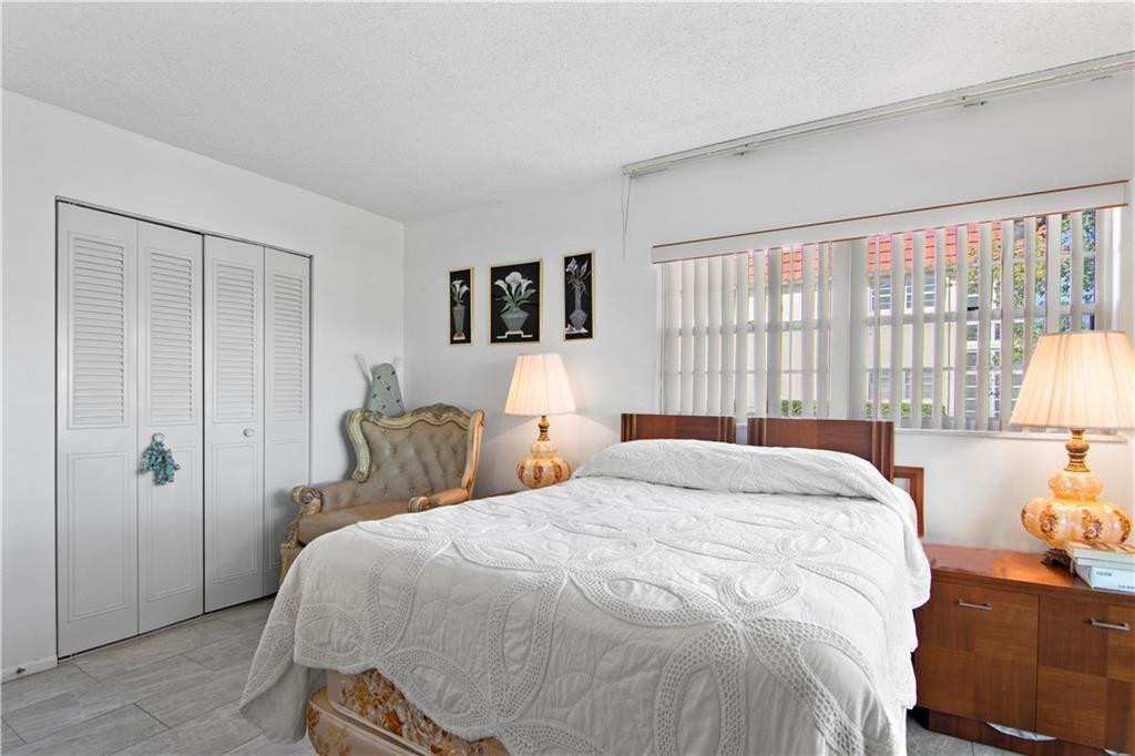 Vista Royale - Residential