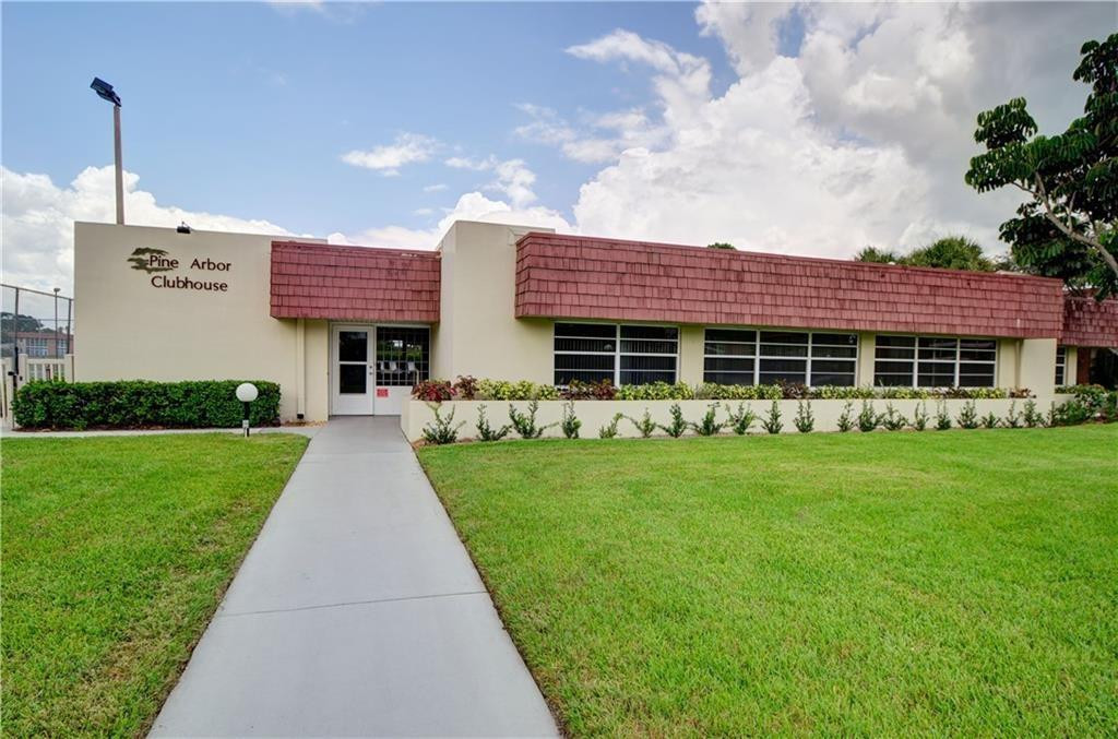 Vista Royale - Residential