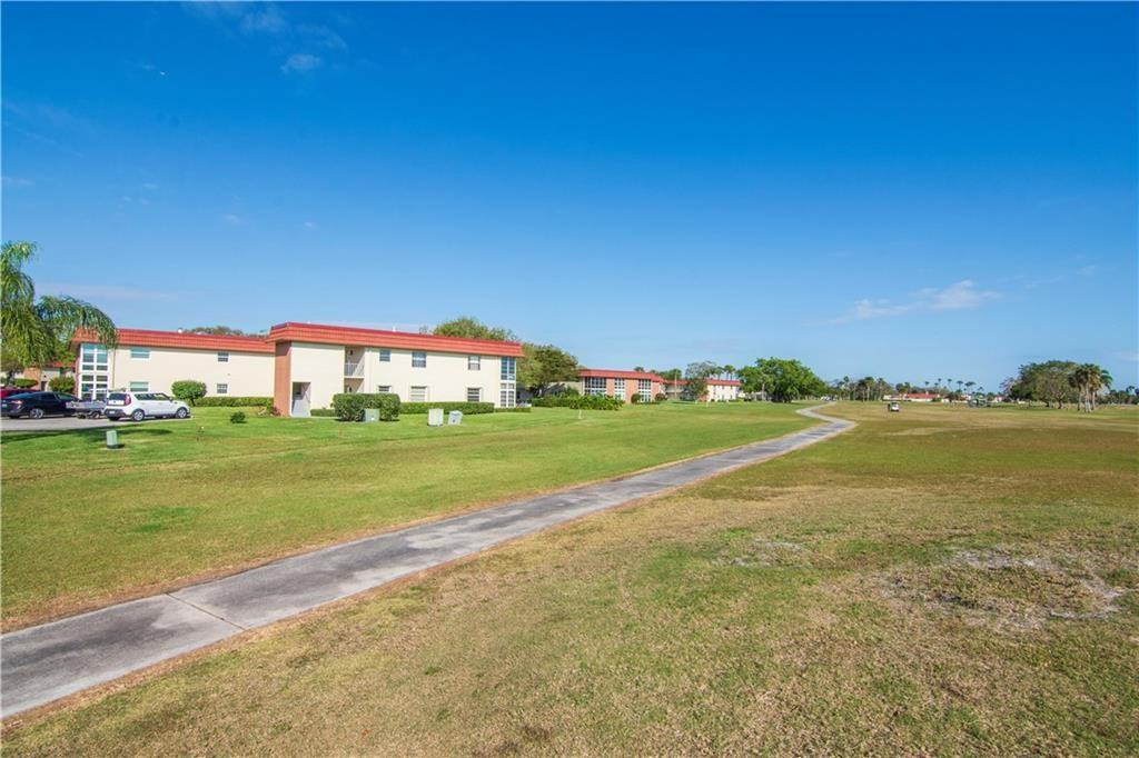 Vista Royale - Residential