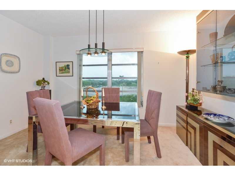 Country Club Towers - Residential