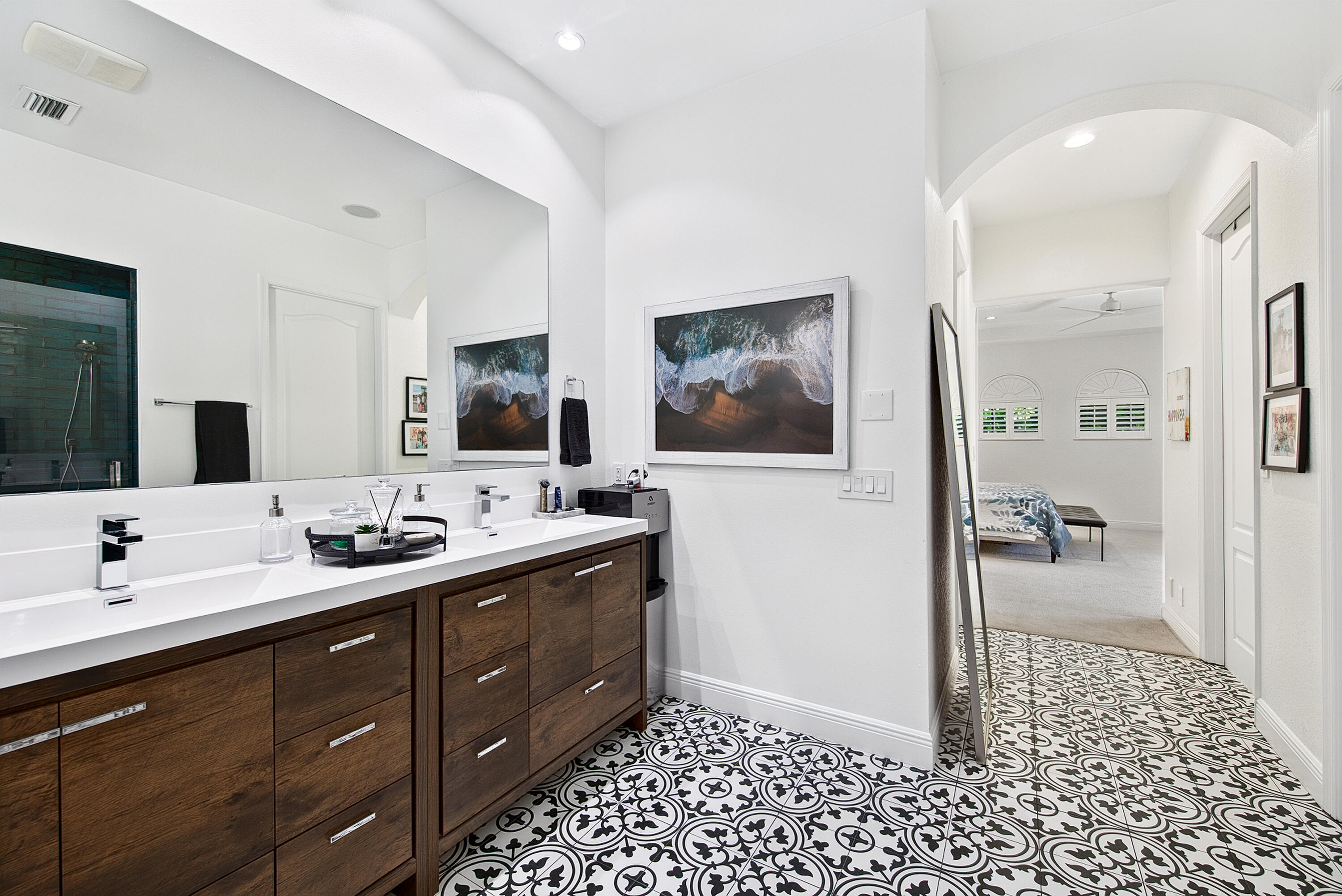 RIO VISTA C J HECTORS RESUB - Residential