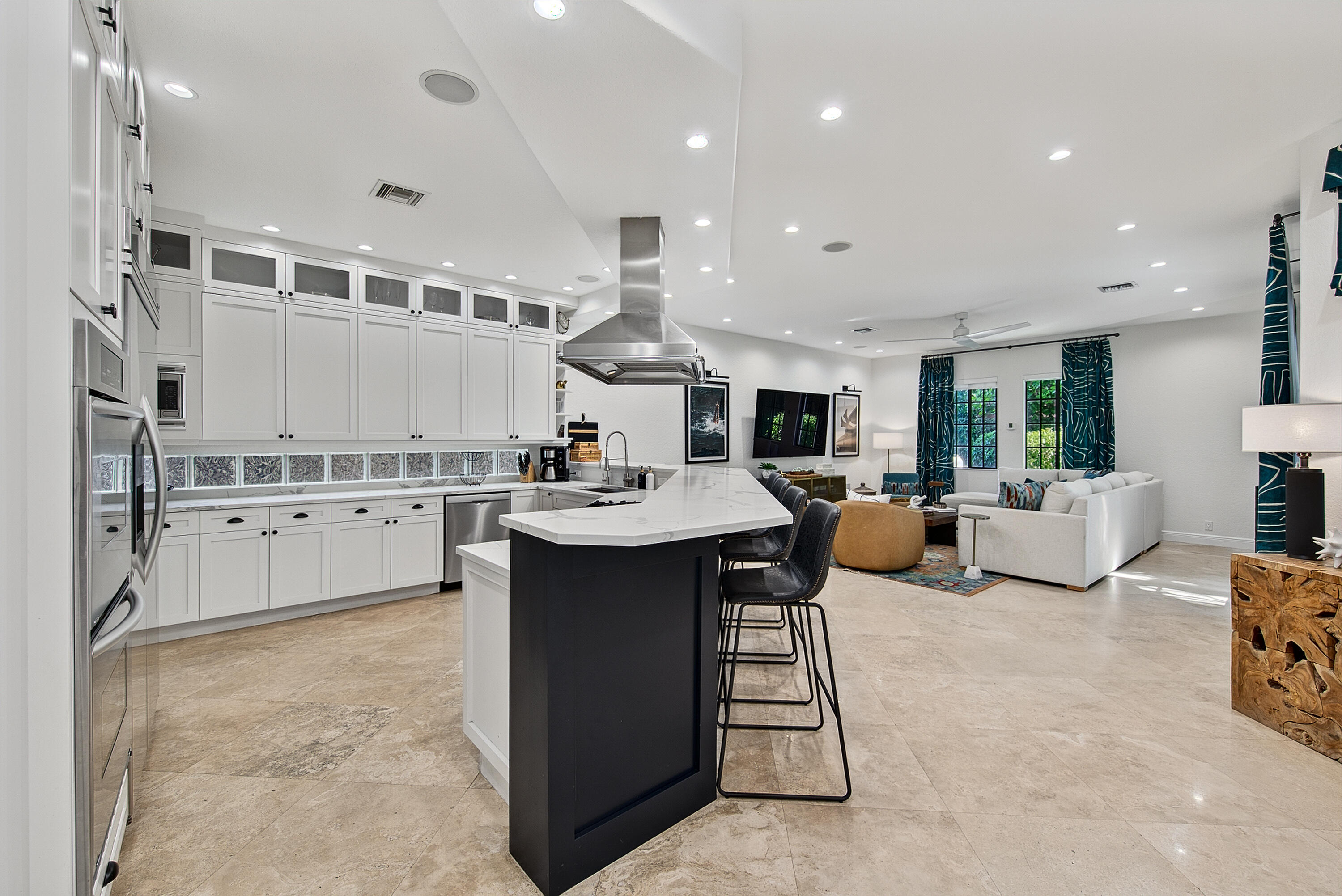 RIO VISTA C J HECTORS RESUB - Residential