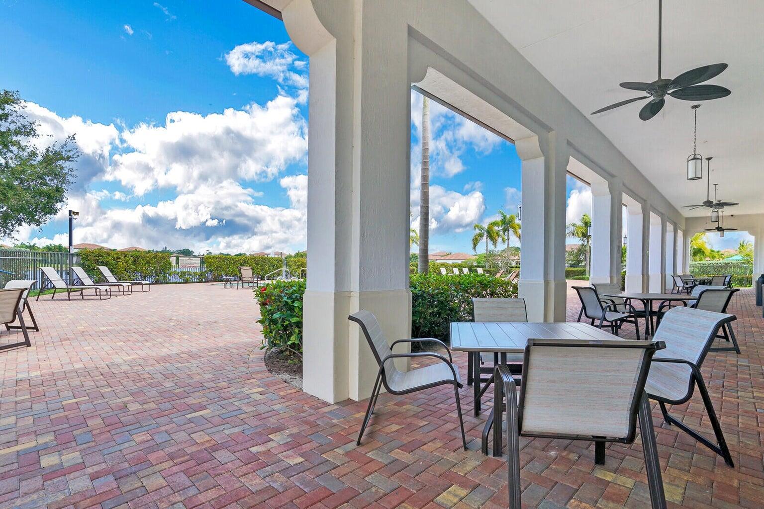 OSPREY OAKS - Residential