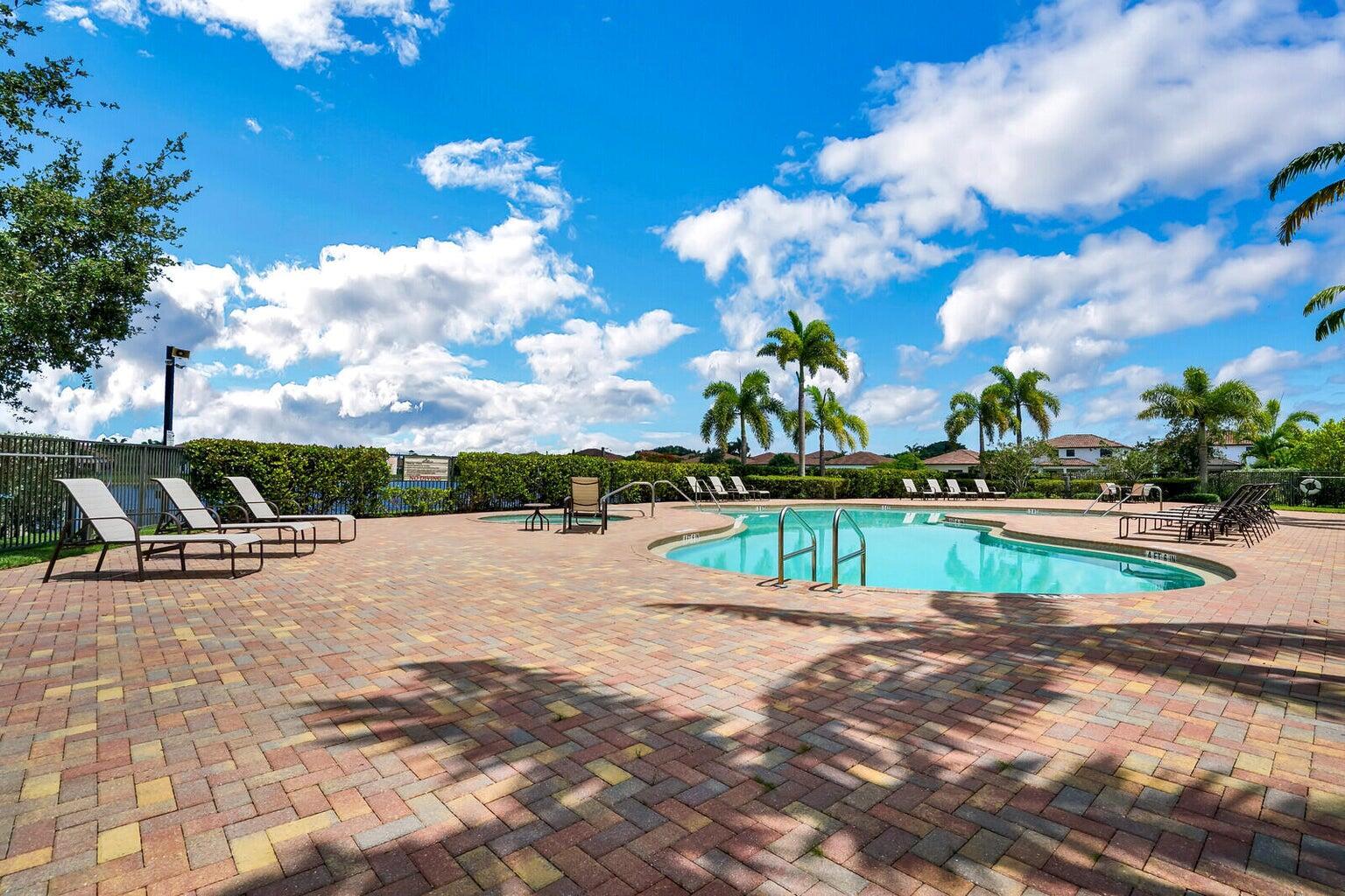 OSPREY OAKS - Residential