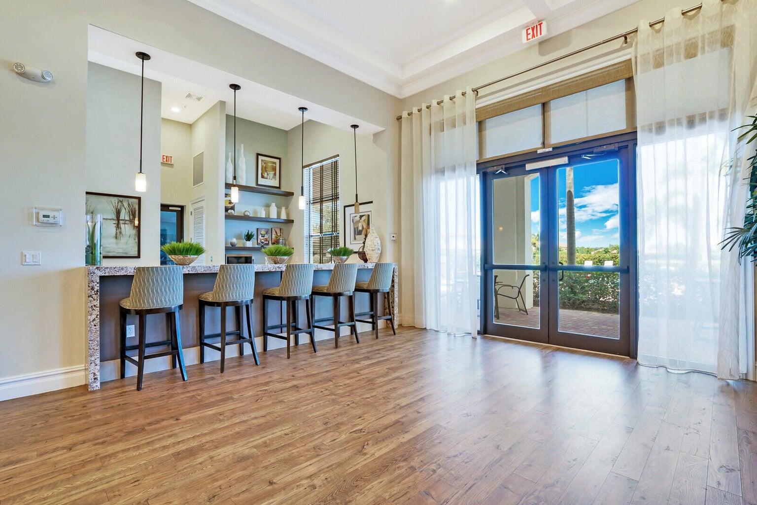 OSPREY OAKS - Residential