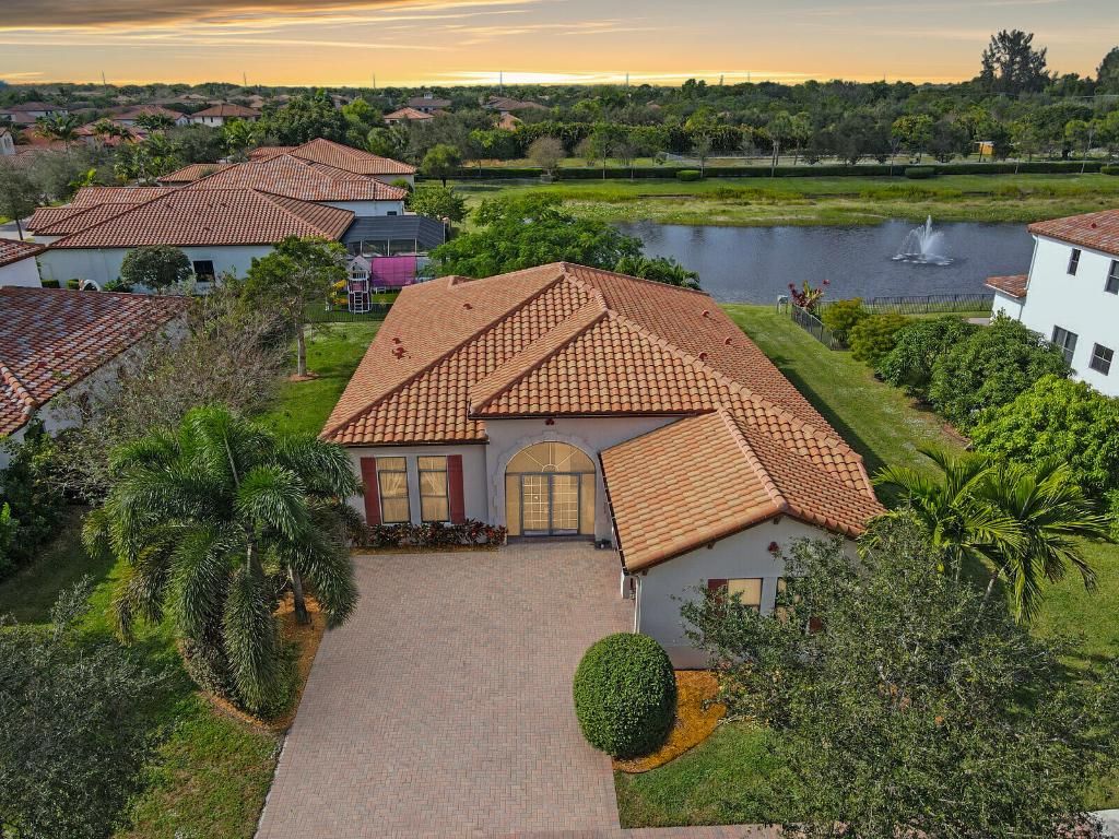 Photo of 6225 Vireo Court, Lake Worth, FL 33463 (MLS # R11146528)