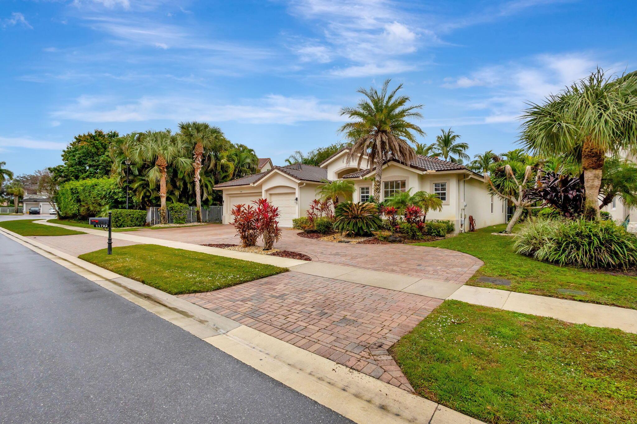 11792 Osprey Pointe Circle