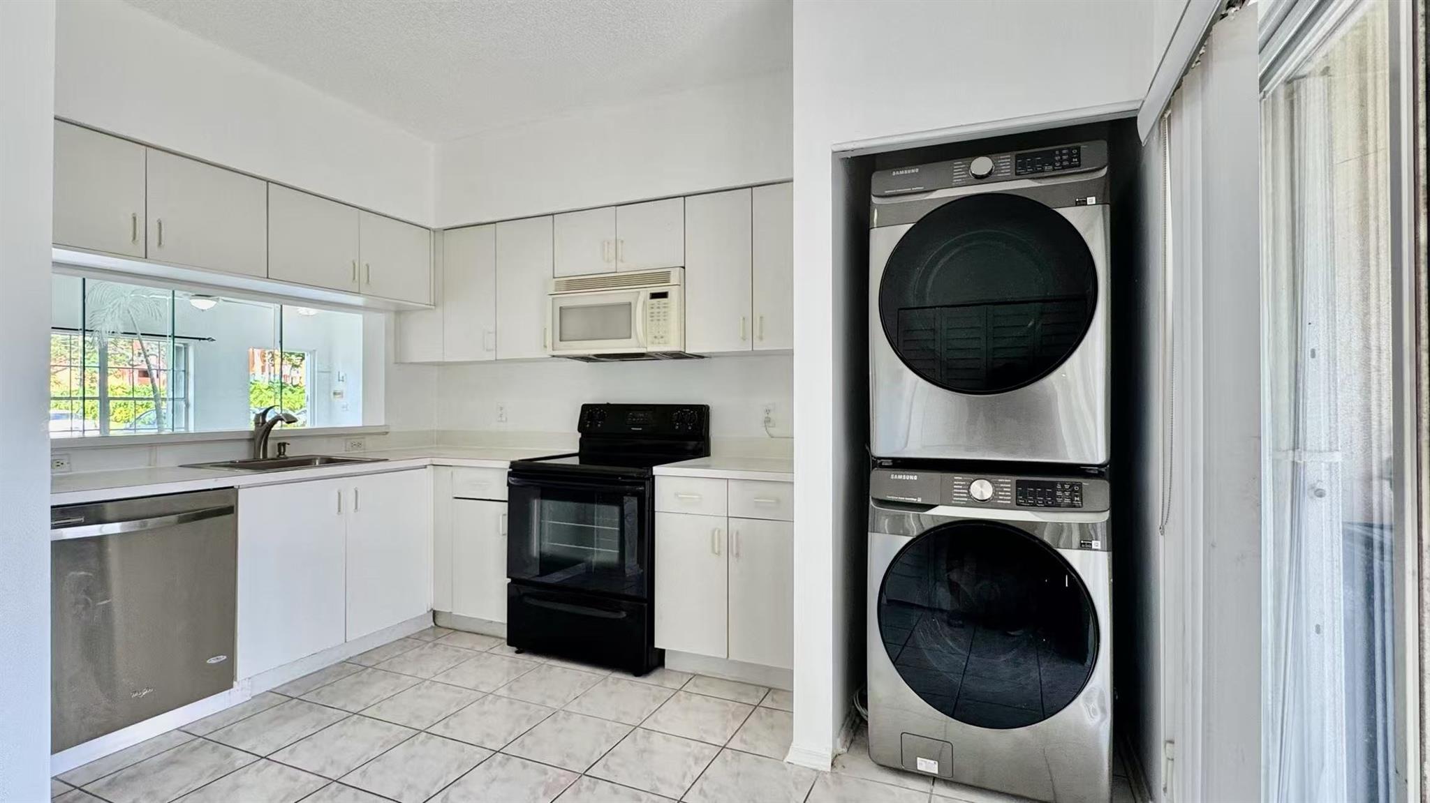 223 MALLORY CT 223