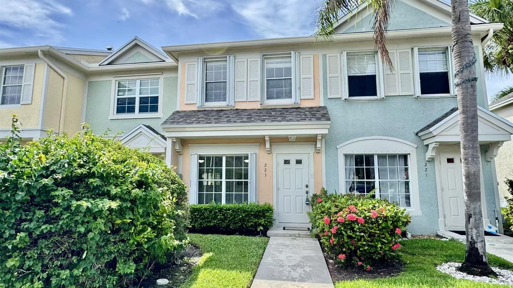 223 MALLORY CT 223
