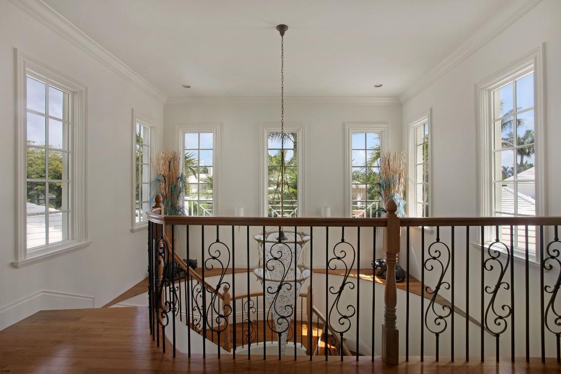 GULFSTREAM COVE - Residential