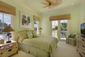 GULFSTREAM COVE - Residential