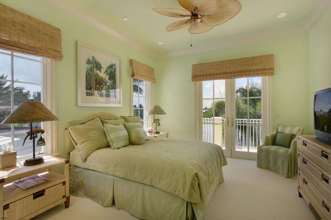 GULFSTREAM COVE - Residential