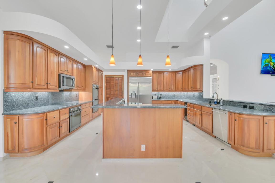 PADDOCK PARK OF WELLINGTON - Residential