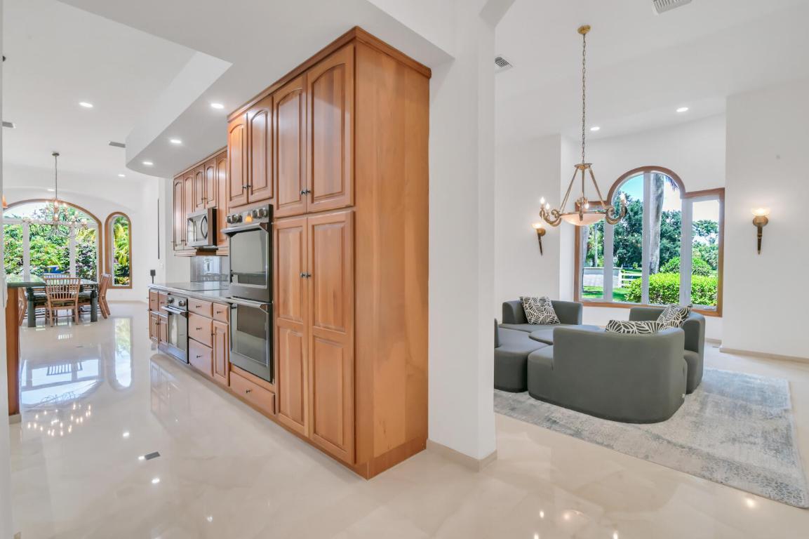 PADDOCK PARK OF WELLINGTON - Residential