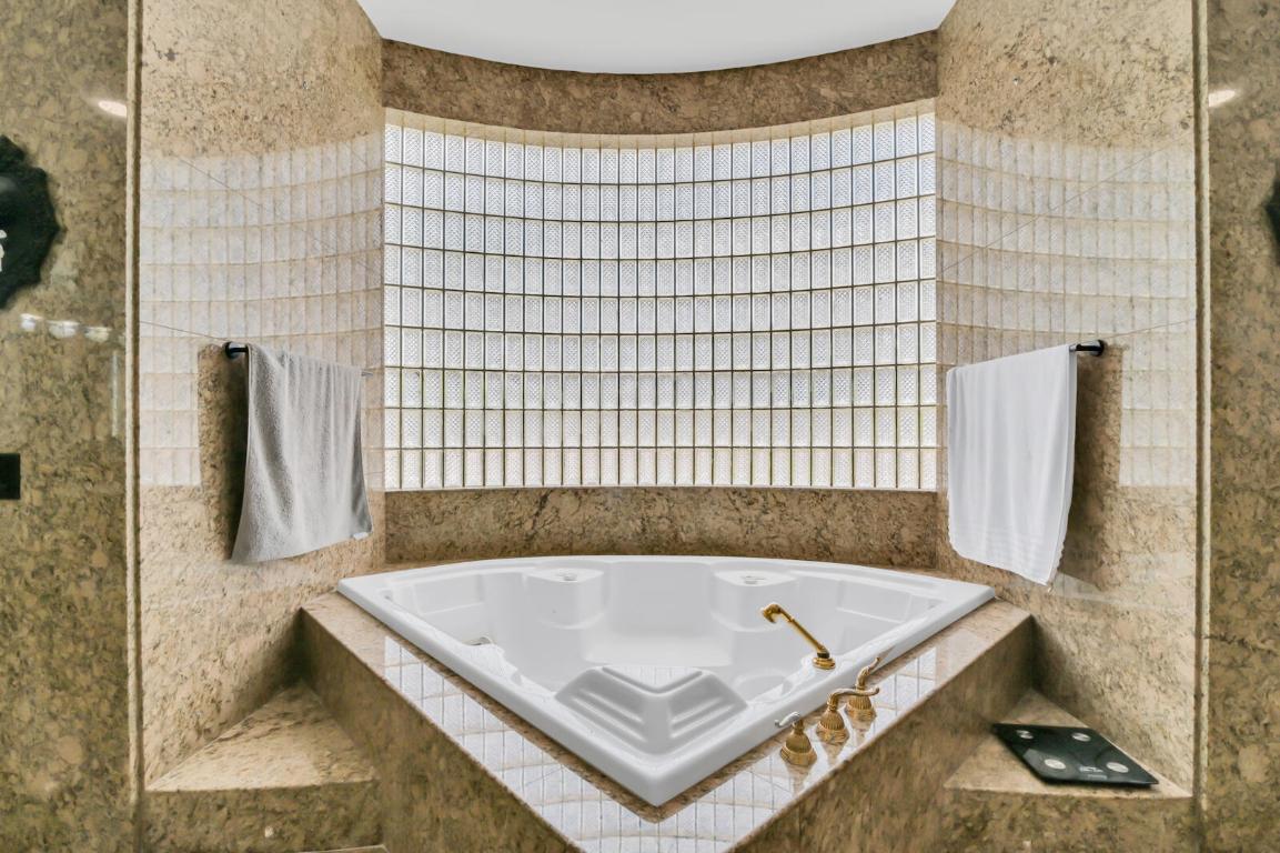 PADDOCK PARK OF WELLINGTON - Residential