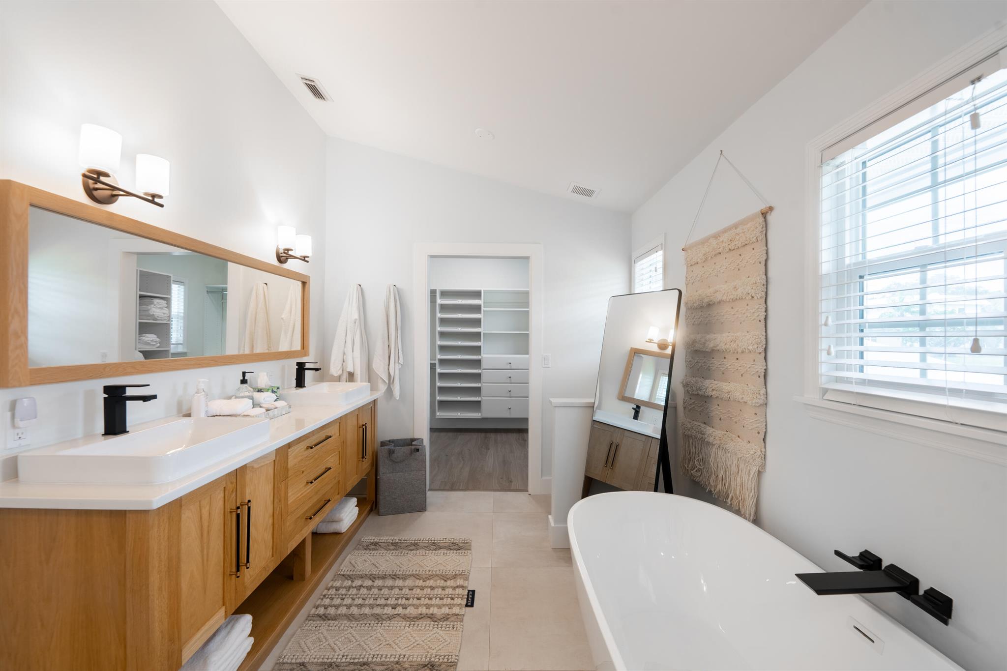 METES AND BOUNDS - Residential