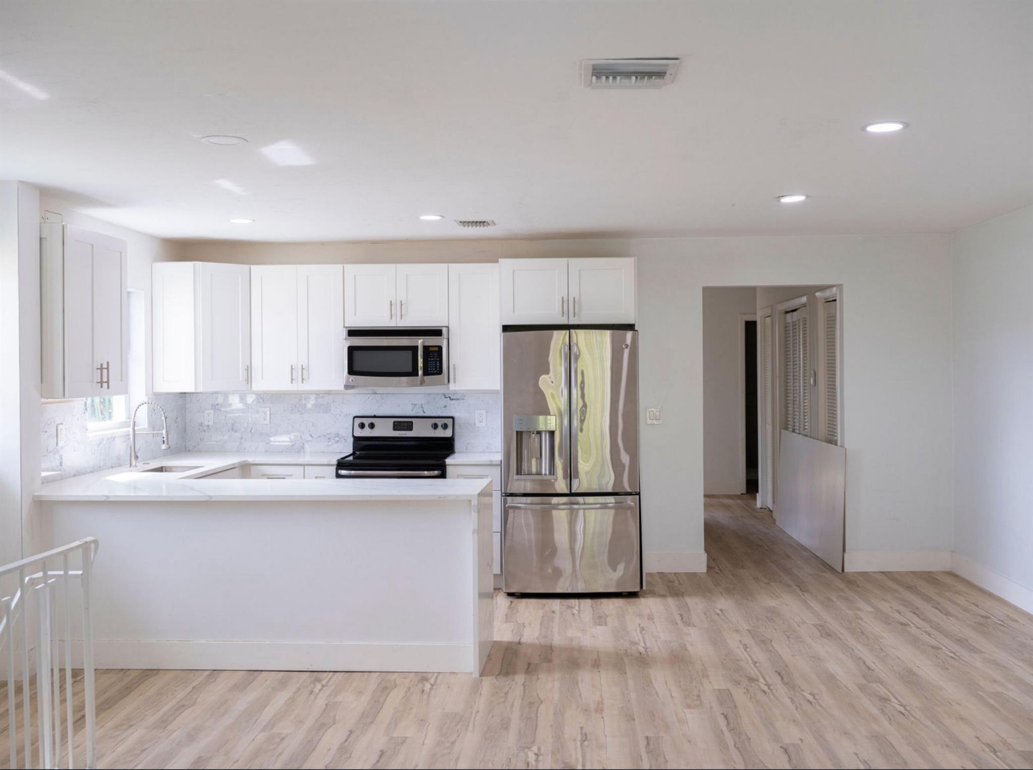 SUNI APTS CONDO - Residential Lease