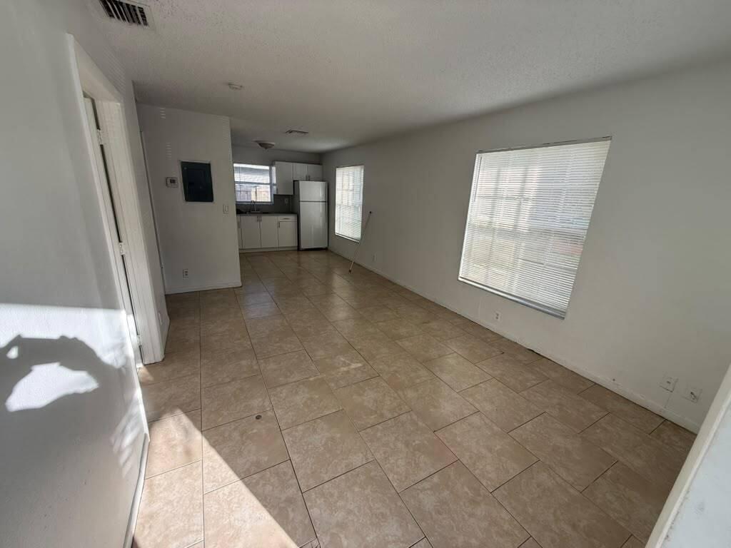 Photo of 2223 TAYLOR Street #5, Hollywood, FL 33020 (MLS # B26091406)