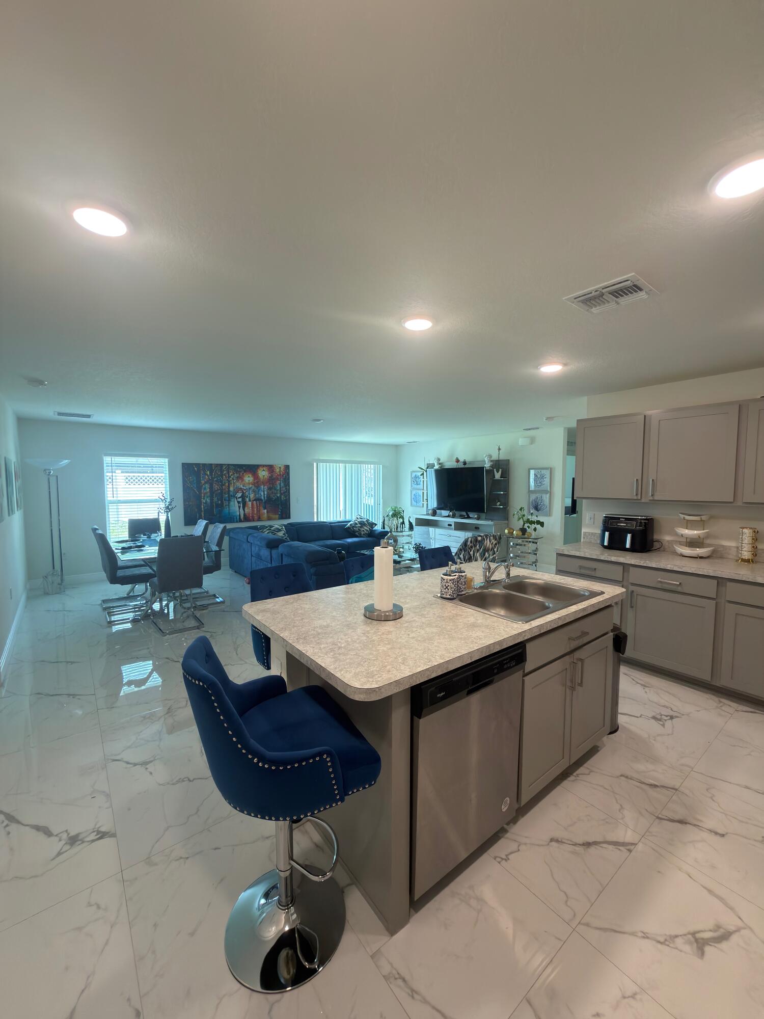 PORT ST LUCIE SECTION 48 1ST REPLAT - Residential