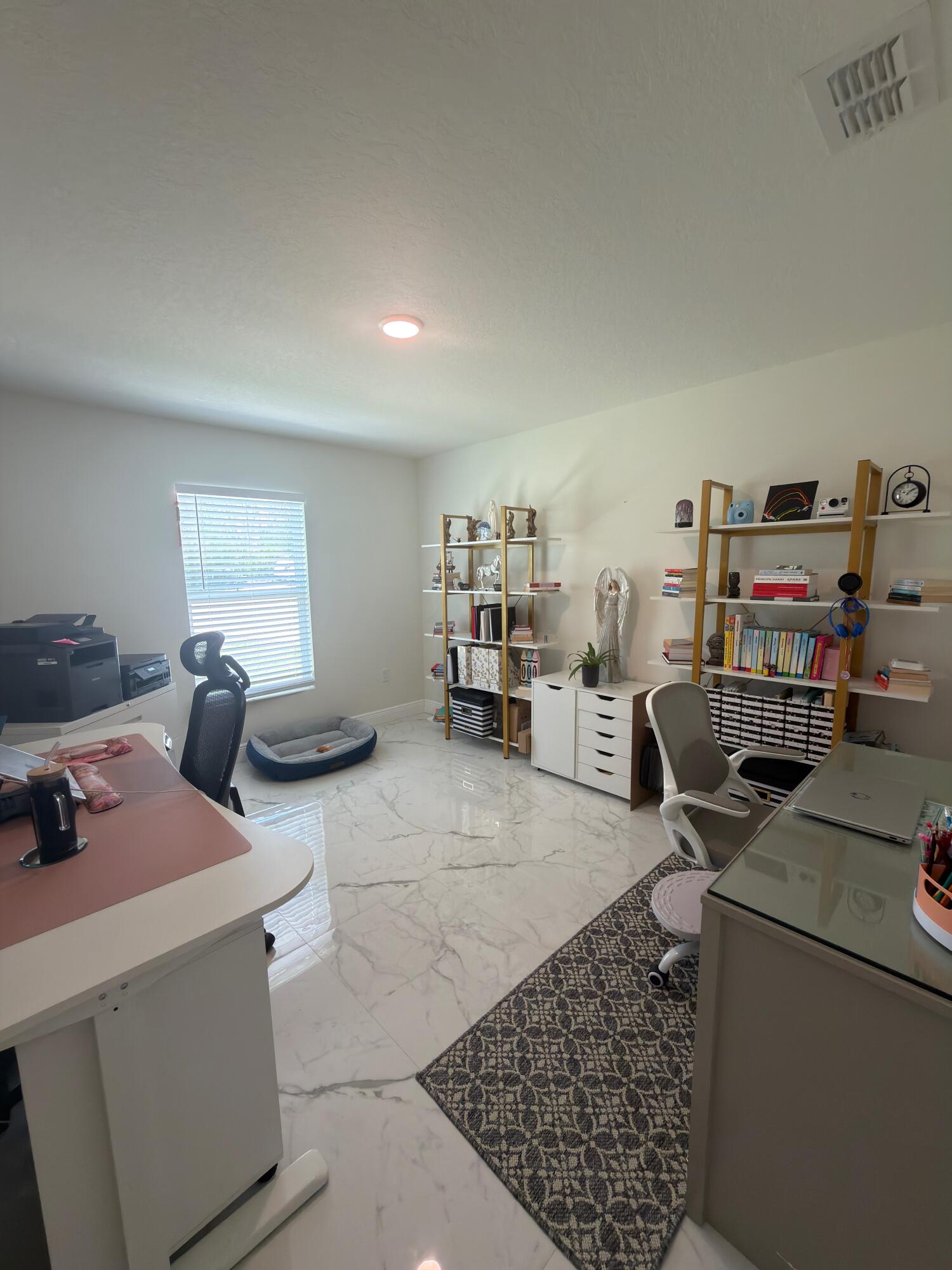 PORT ST LUCIE SECTION 48 1ST REPLAT - Residential