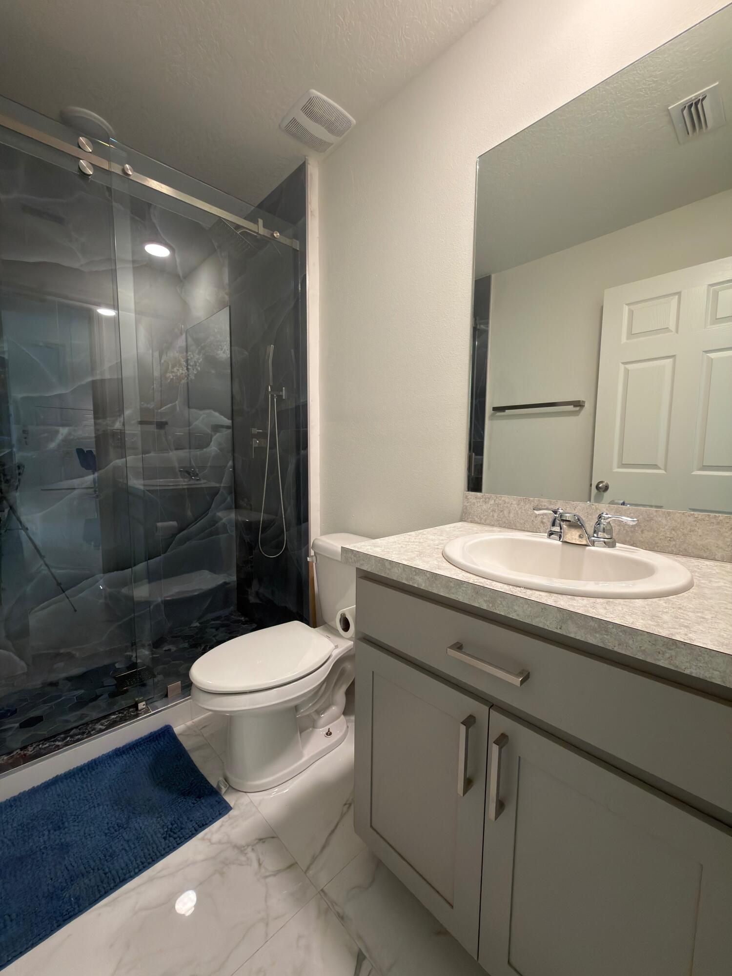 PORT ST LUCIE SECTION 48 1ST REPLAT - Residential