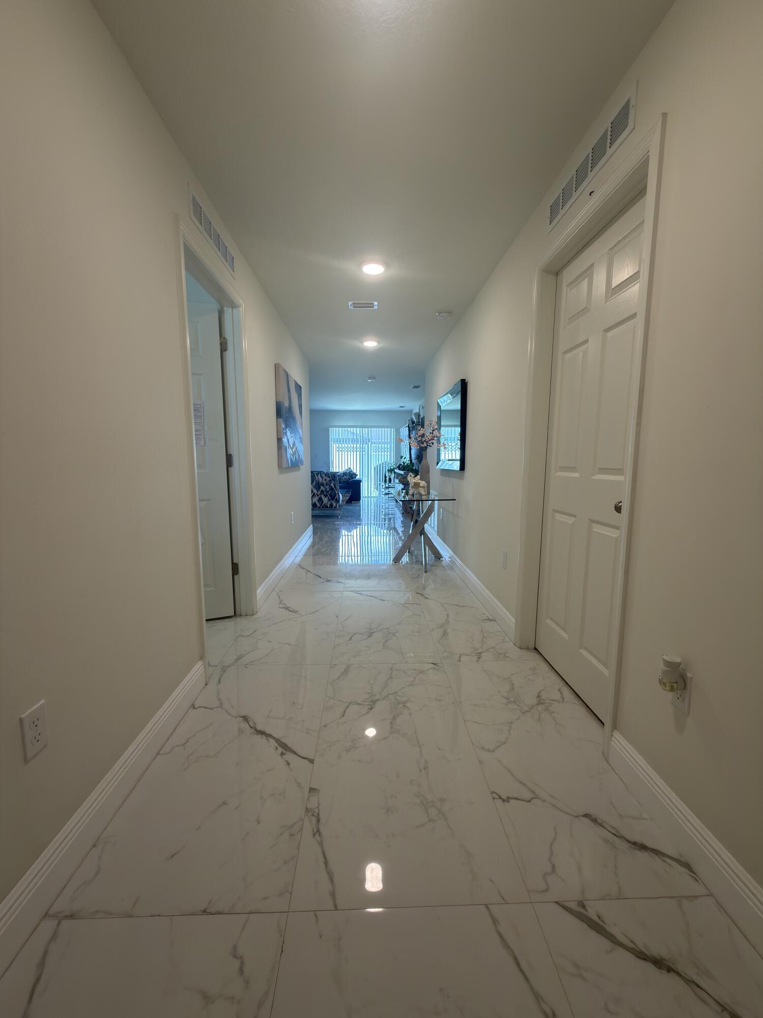 PORT ST LUCIE SECTION 48 1ST REPLAT - Residential