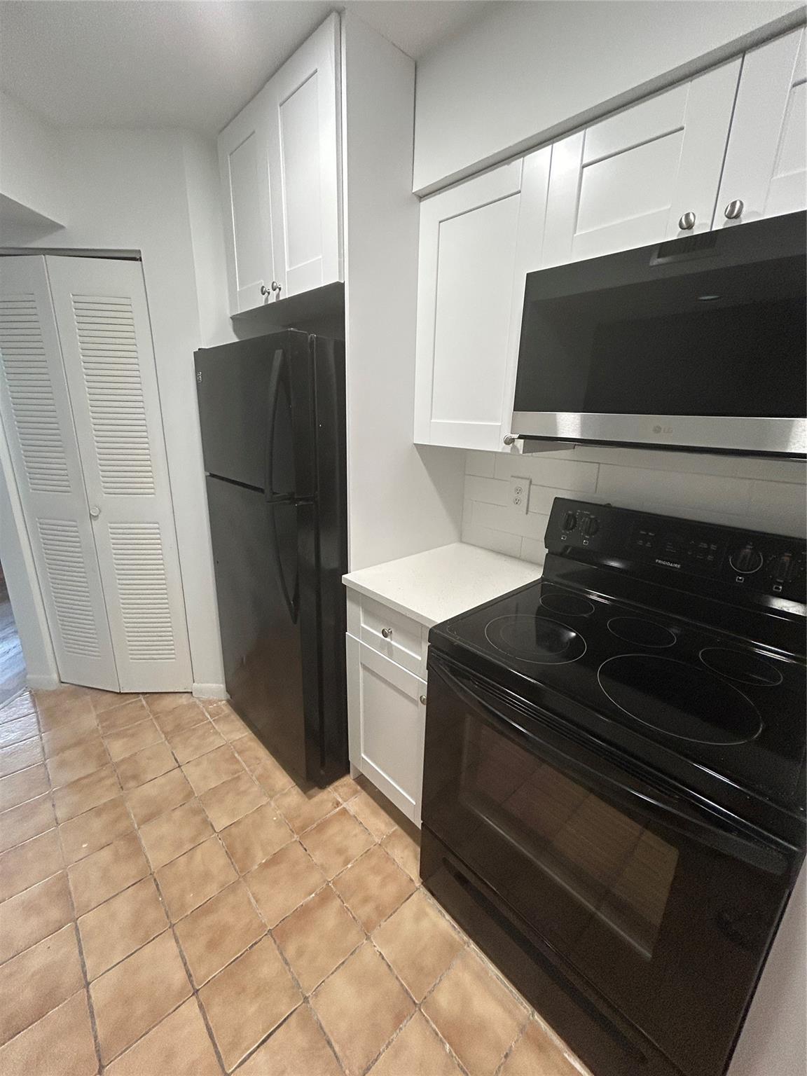 PARC VILLAGE CONDO - Residential Lease