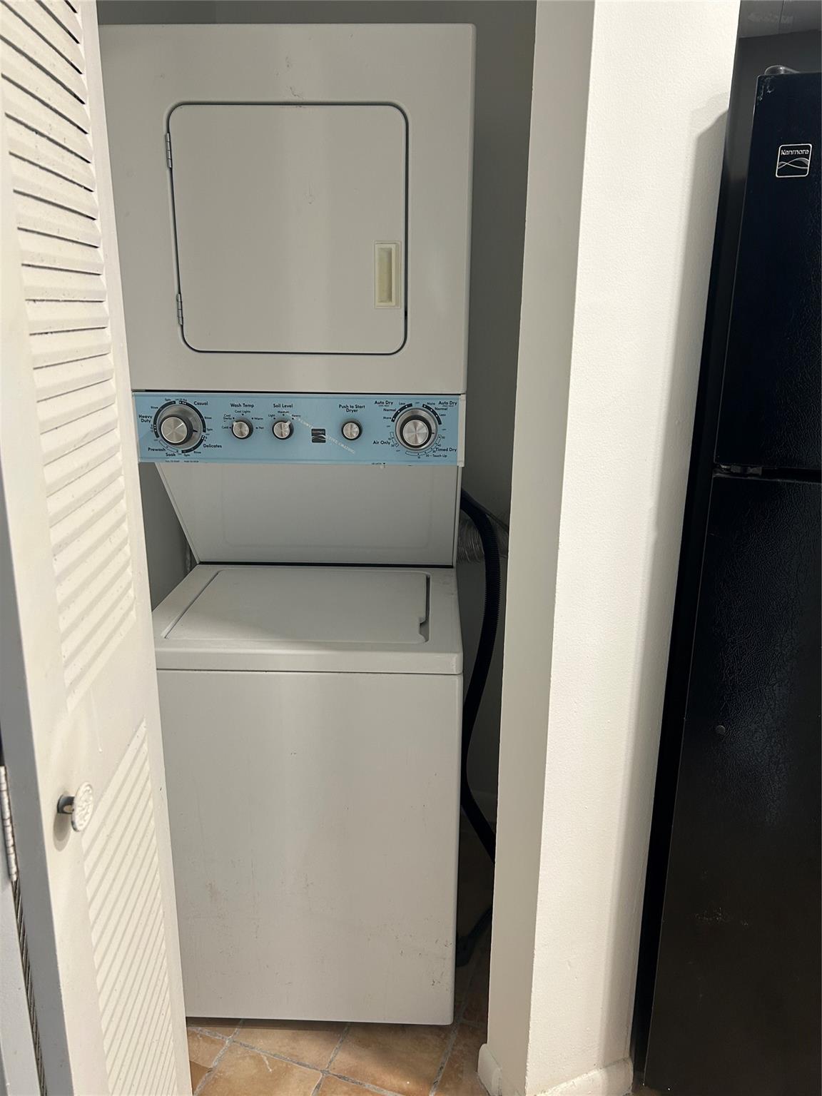 PARC VILLAGE CONDO - Residential Lease