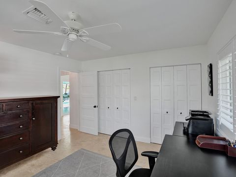 Single Family Residence in Fort Lauderdale FL 2740 35th St St 40.jpg