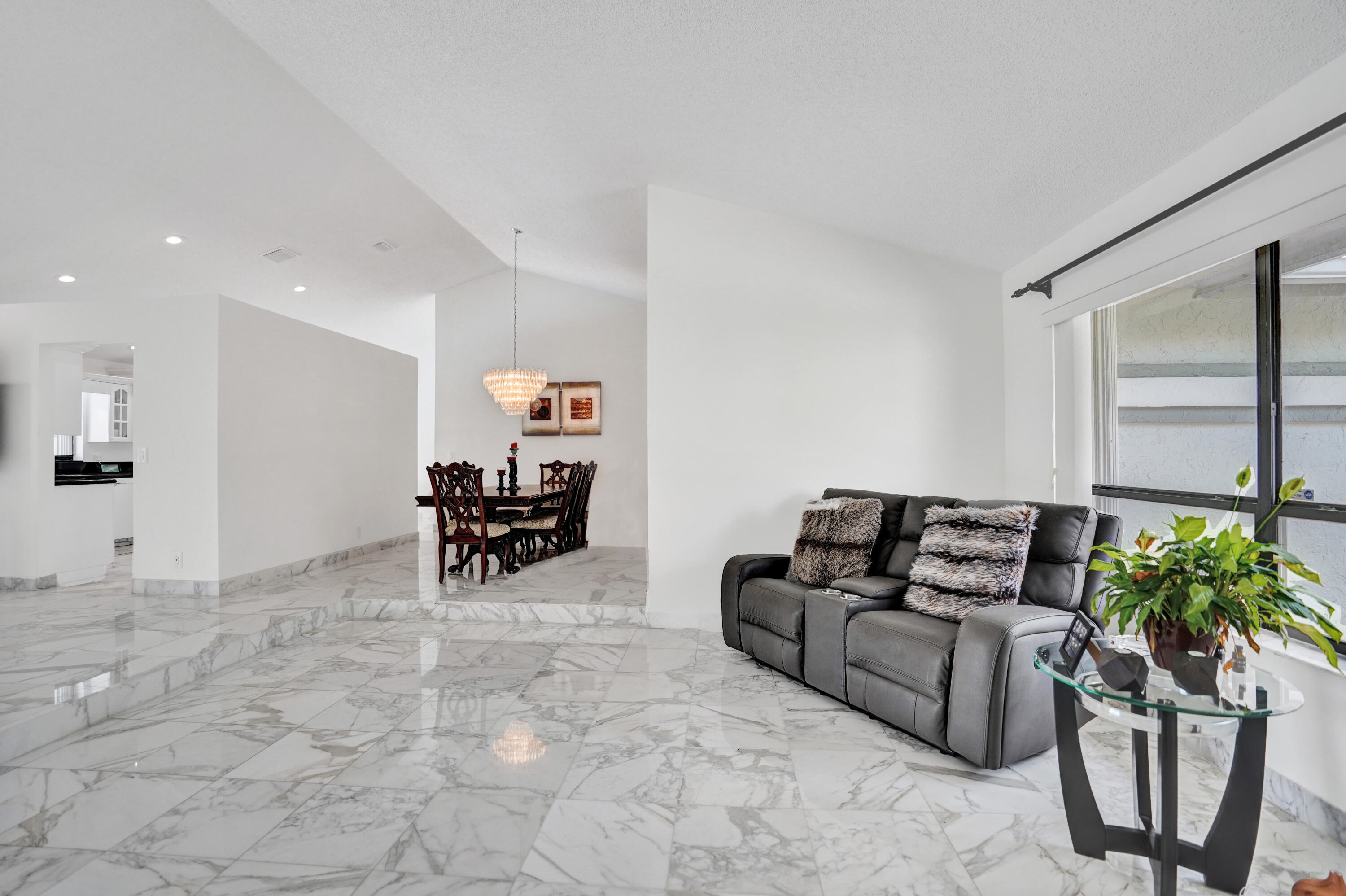 SUN VALLEY 2 - Residential