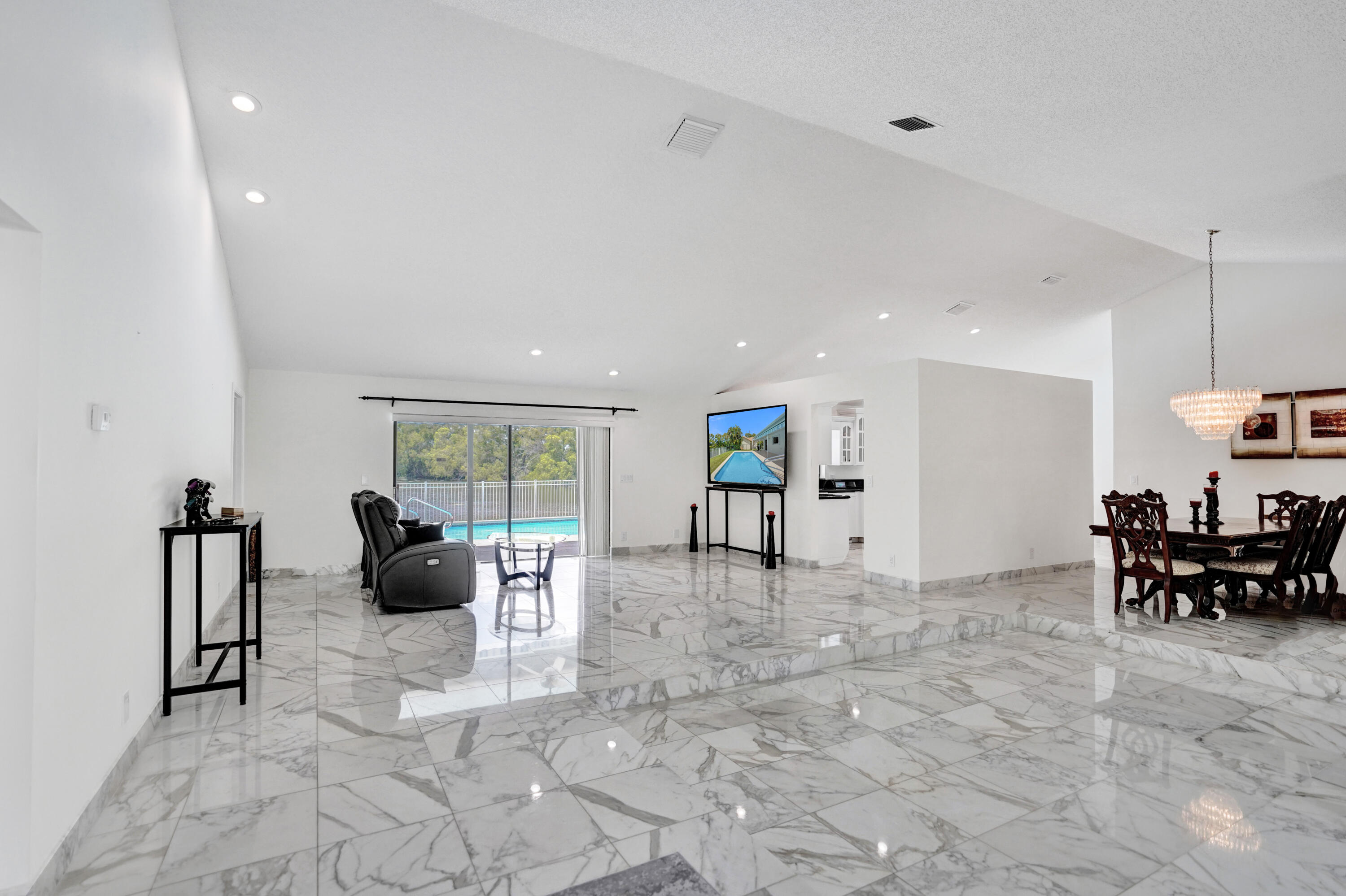 SUN VALLEY 2 - Residential